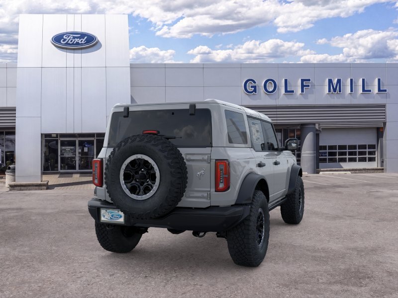 New 2026 Avalanche Gray Ford Badlands image 8