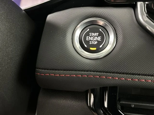 Used 2026  Chevrolet Z71 image 13