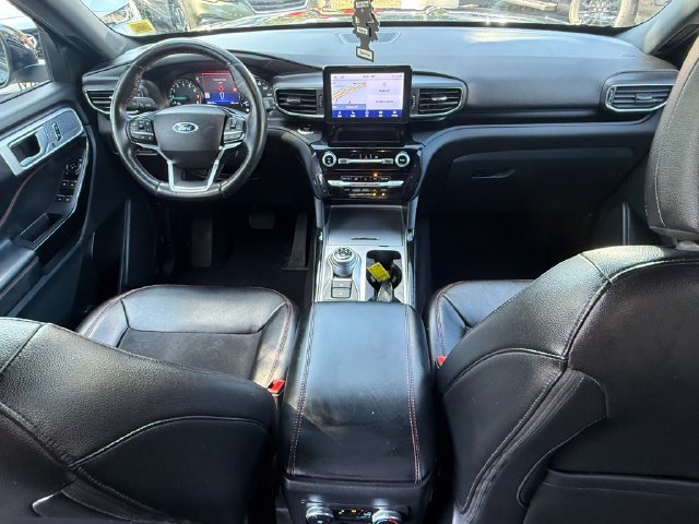 Used 2023 Gray Ford ST-Line image 25
