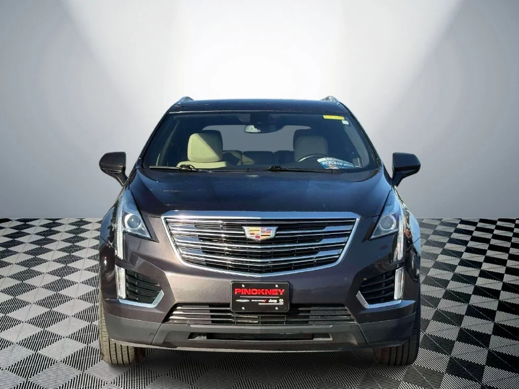 Used 2017 Cadillac XT5 Base with VIN 1GYKNARS8HZ149746 for sale in Pinckney, MI