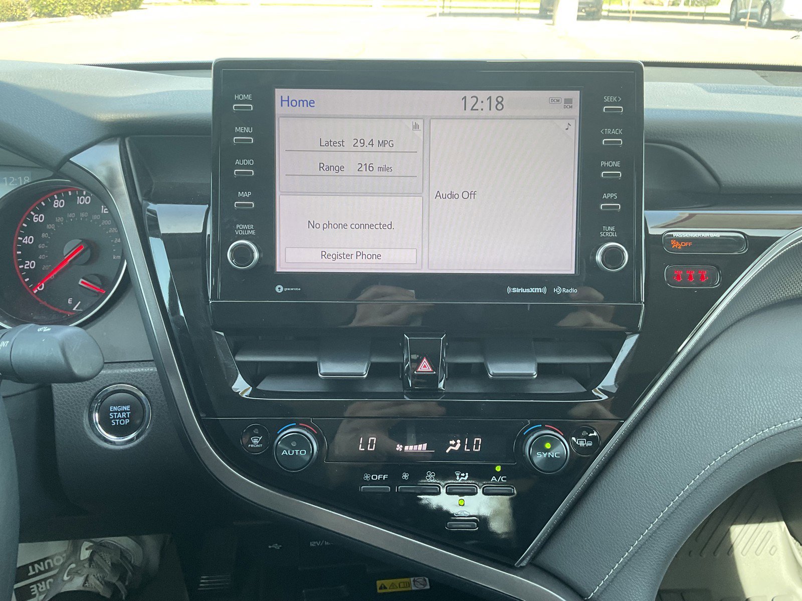 2024 Toyota Camry XSE - Photo 25