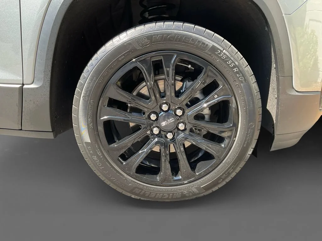 Used 2023 STERLING METALLIC GMC SLE image 16