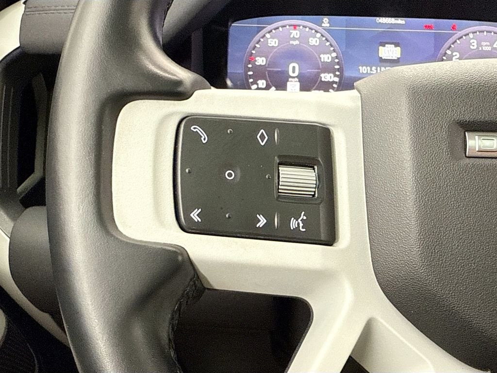 Used 2022 Tasman Blue Metallic Land Rover SE image 11