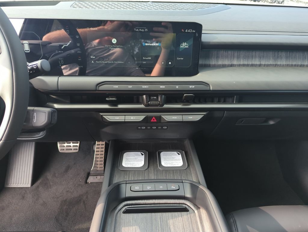 New 2027 Glacial White Pearl Kia X-LINE SX PRESTIGE image 25