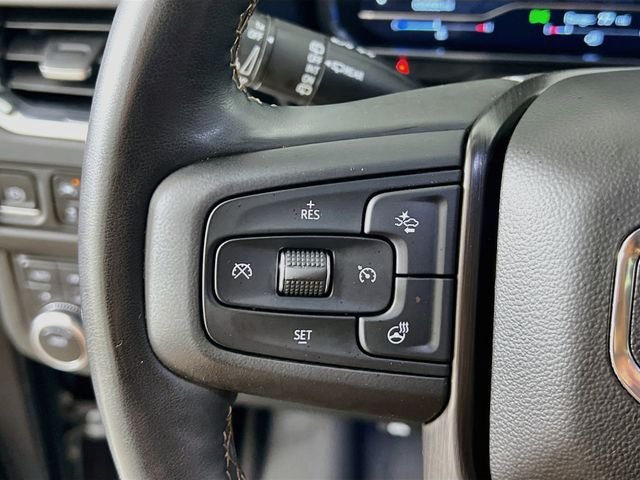 2023 GMC Yukon AT4 - Photo 13
