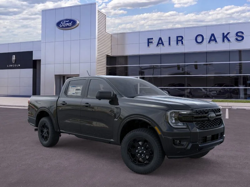 New 2026 Shadow Black Ford XLT image 28
