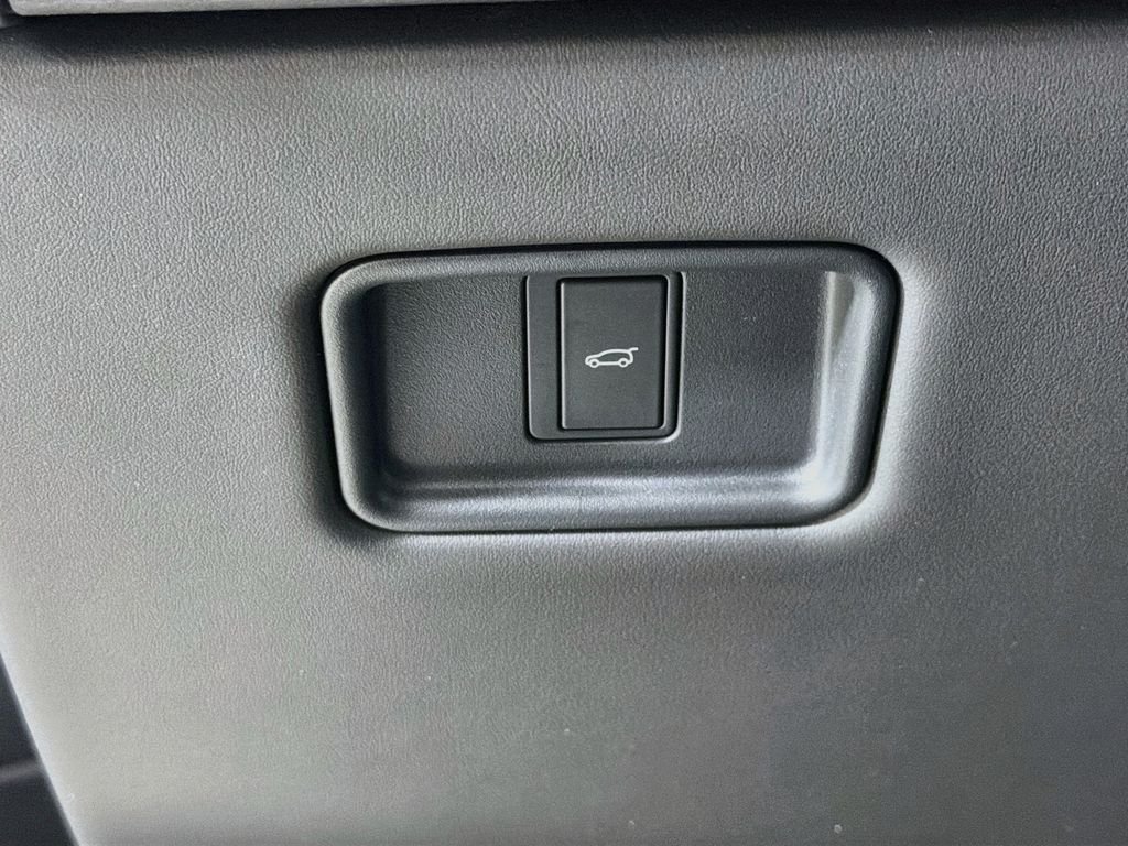 New 2026 Santorini Black Land Rover SE 7 Seats image 10
