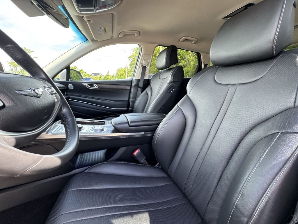 Used 2024 Savile Silver Genesis 2.5T image 13