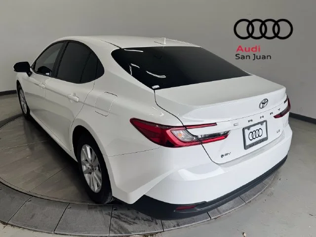Used 2025 White Toyota LE image 34