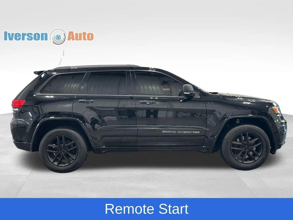 Used 2020 Diamond Black Crystal Pearlcoat Jeep Overland image 10