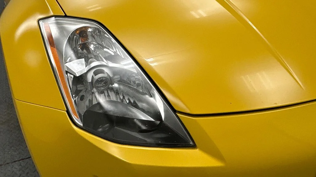 Used 2005 Yellow Nissan Touring image 28