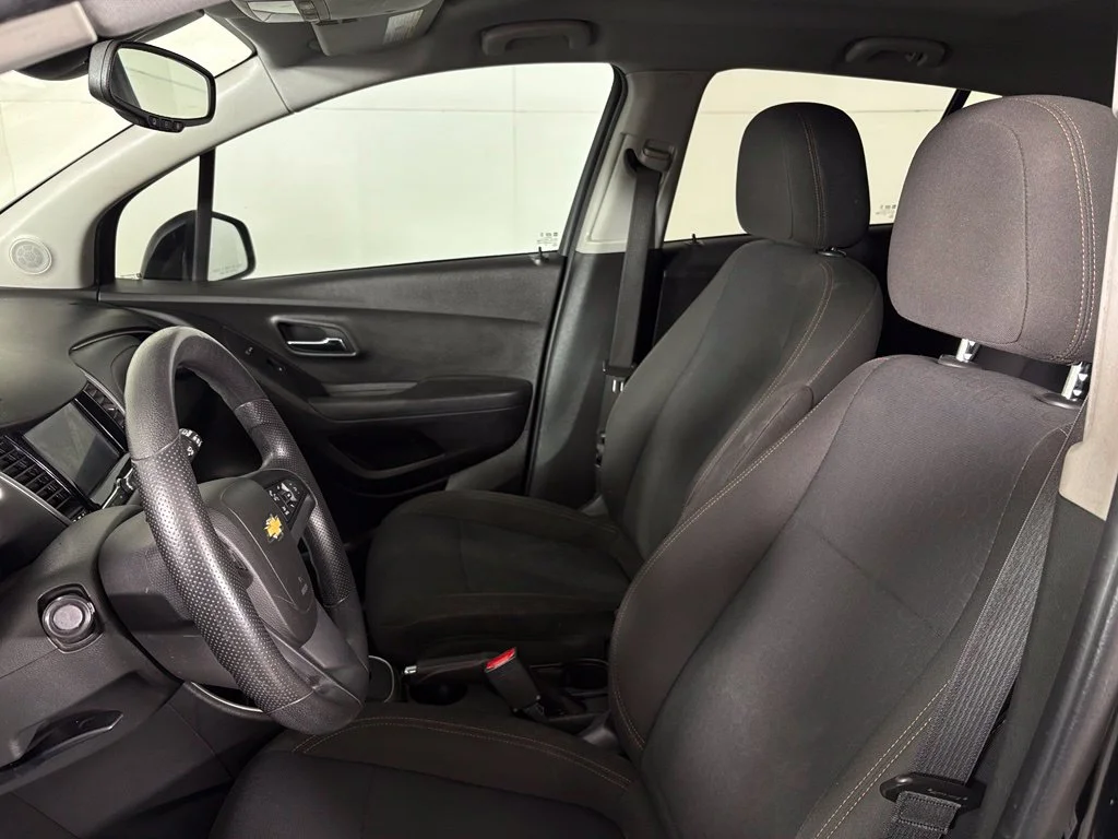 Used 2020 Black Chevrolet LS image 20