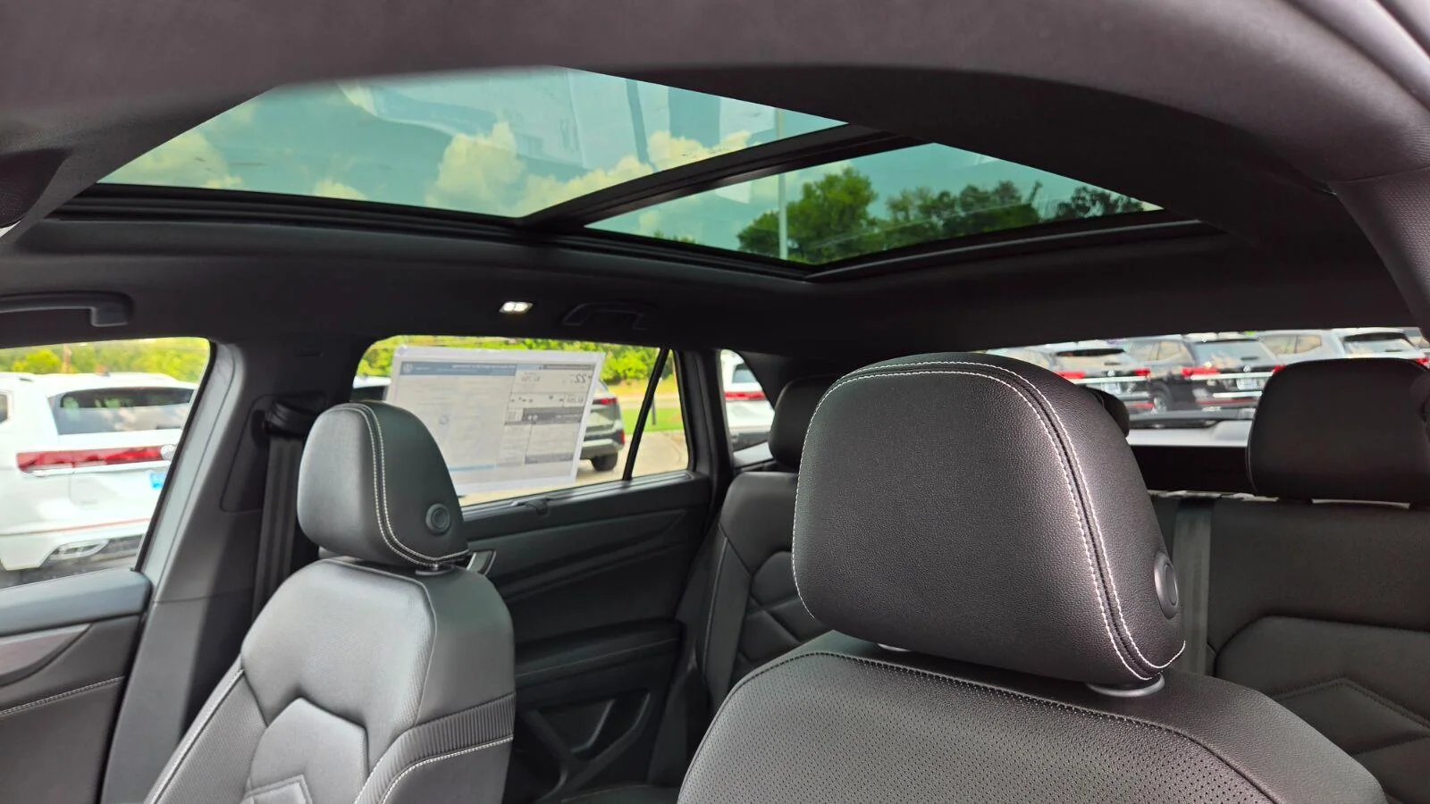 New 2026 Silver Mist Metallic Volkswagen 2.0T SE w/Technology image 42