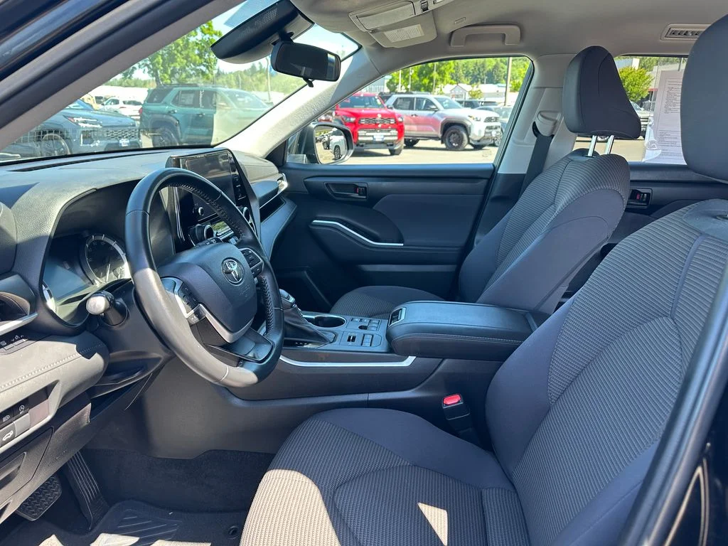 Used 2023 Black Toyota LE image 13