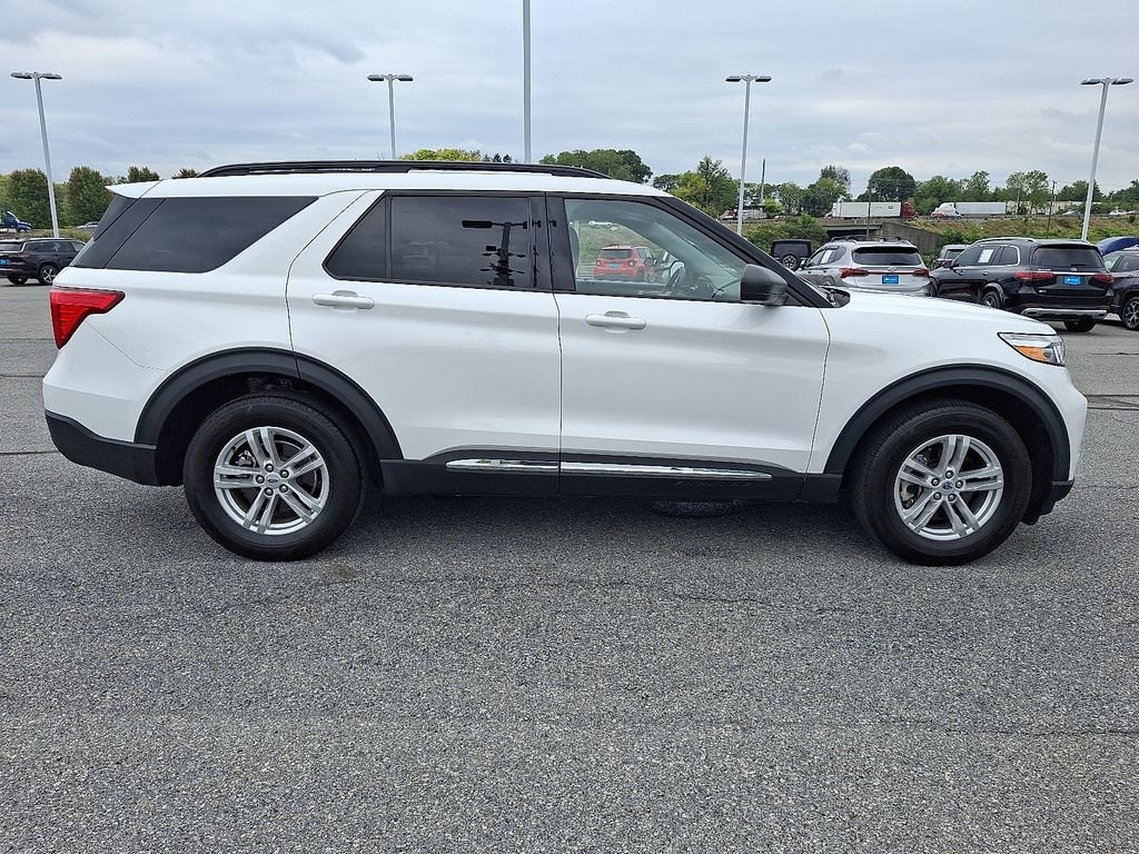 Used 2023 White Ford XLT image 8