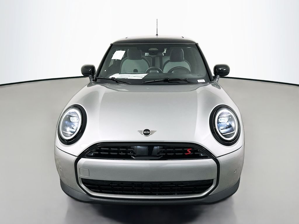 New 2026 MINI 2 Door Signature Plus Coupe in Austin #2Y05684
