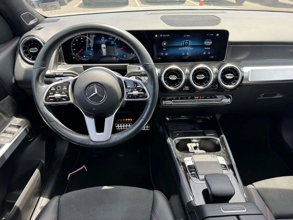 Used 2020 Gray Mercedes-Benz GLB 250 image 16