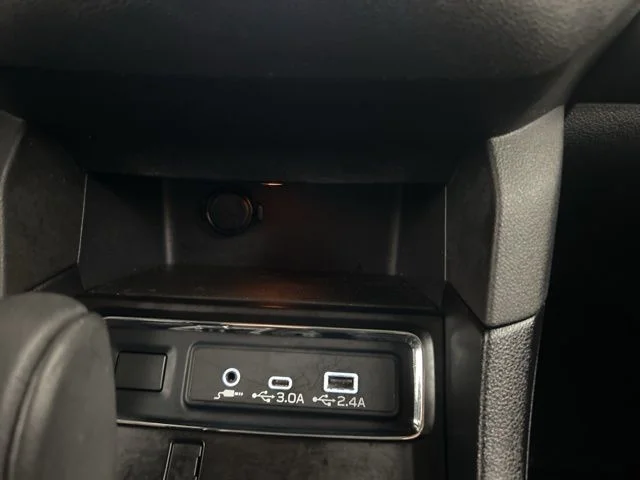 Used 2024 Gray Subaru Onyx Edition image 21