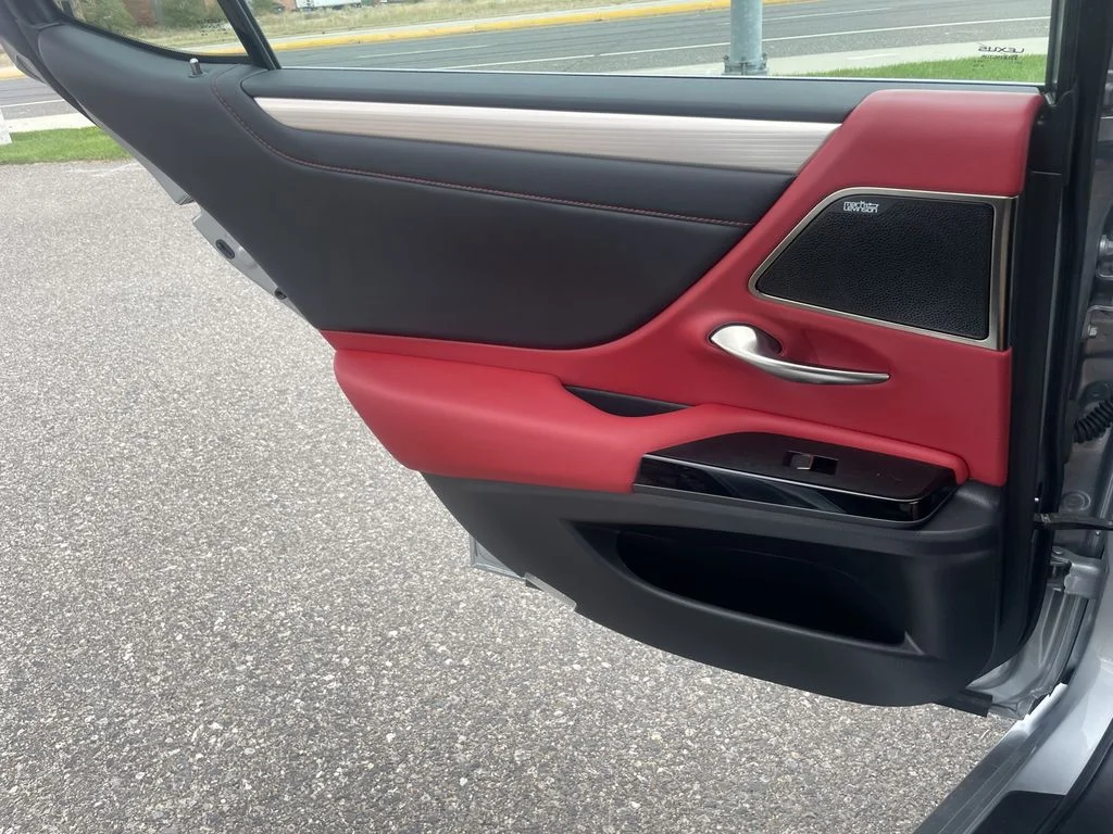 Used 2022 Iridium Lexus F Sport Handling image 14