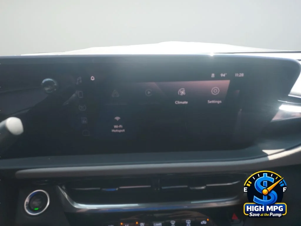 Used 2024 Gray Buick Avenir image 13