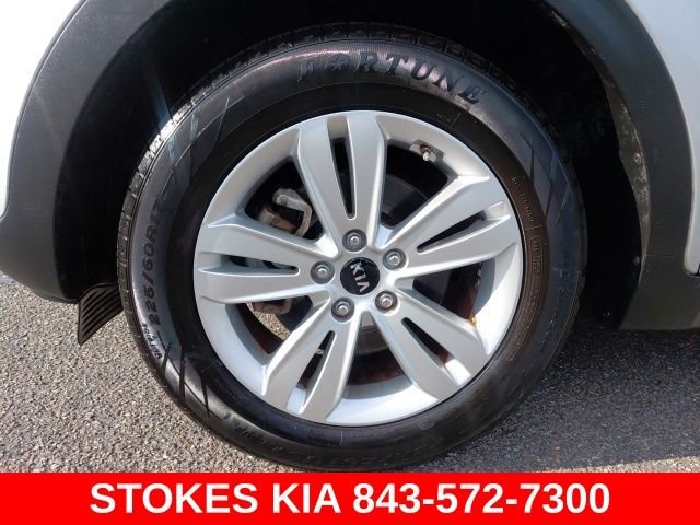 Used 2018 Silver Kia LX image 10