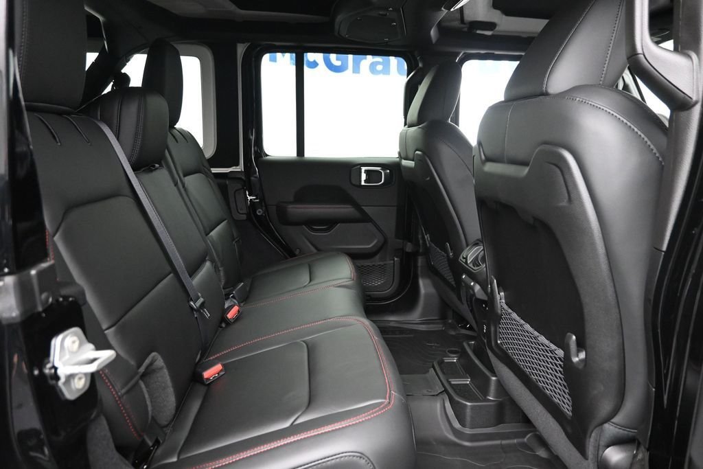 New 2026 Black Clear-Coat Exterior Paint Jeep Rubicon X image 10