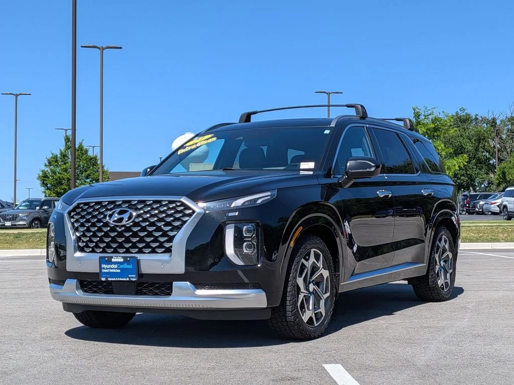 Used 2021 Black Hyundai Calligraphy image 3