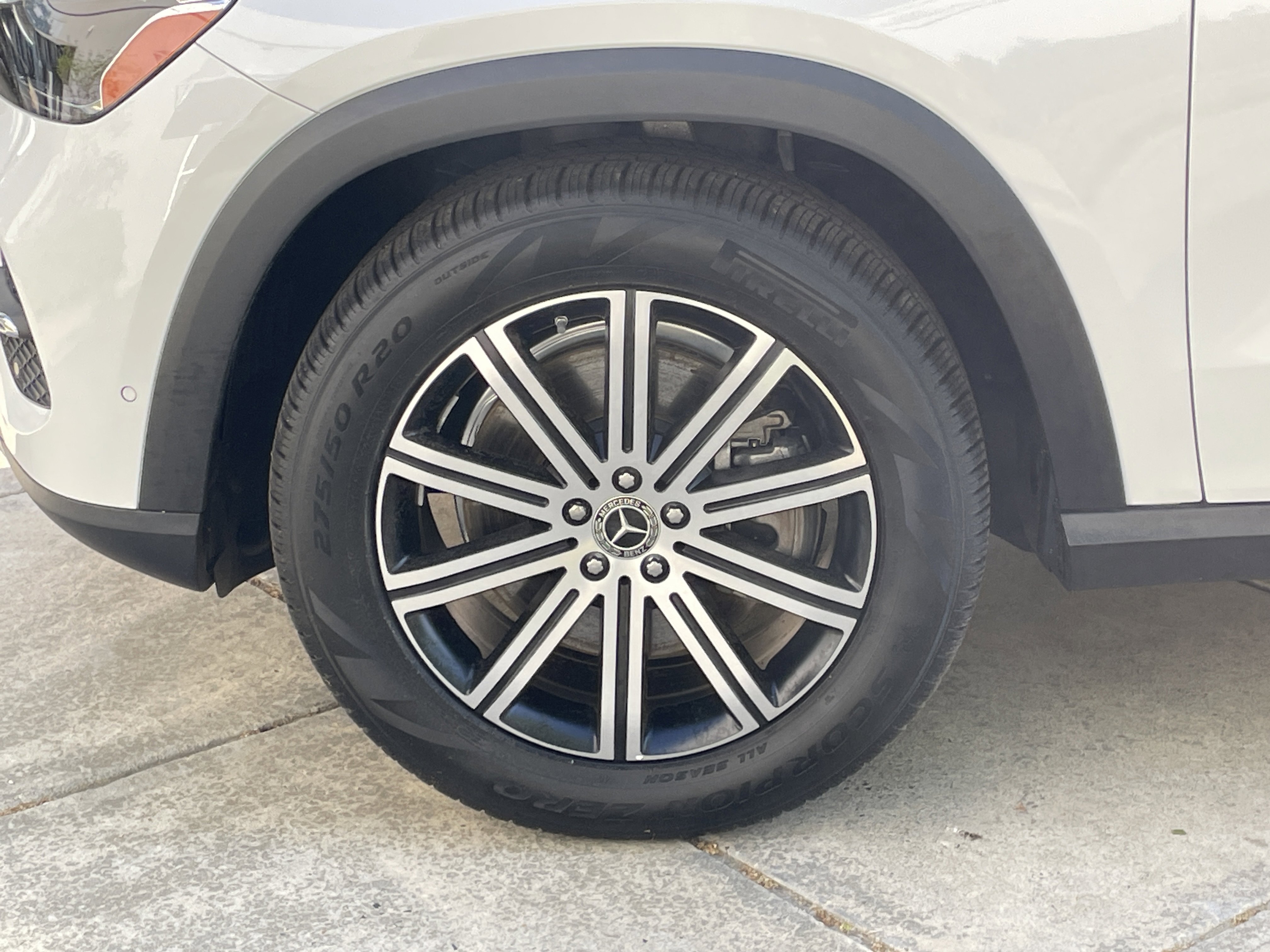 Certified Used 2024 Polar White Mercedes-Benz GLE 450 4MATIC® SUV image 15