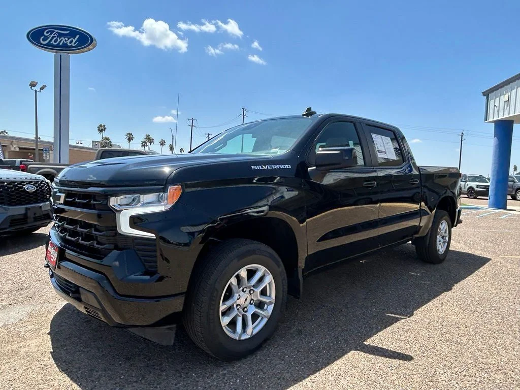 Used 2026 Black Chevrolet RST image 3