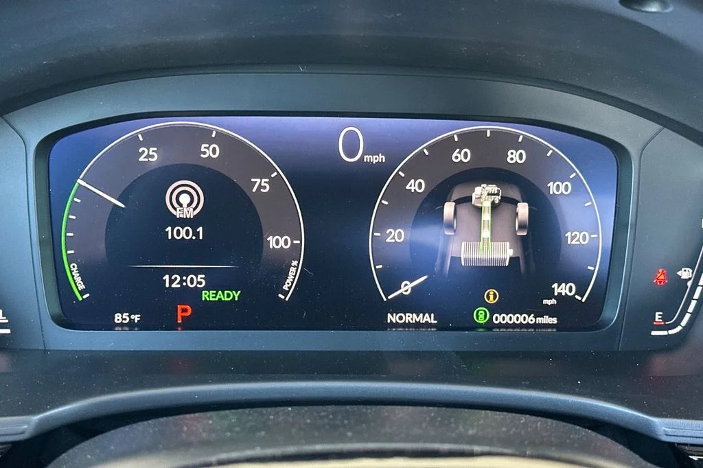 New 2026 Urban Gray Pearl Honda Sport Touring image 28