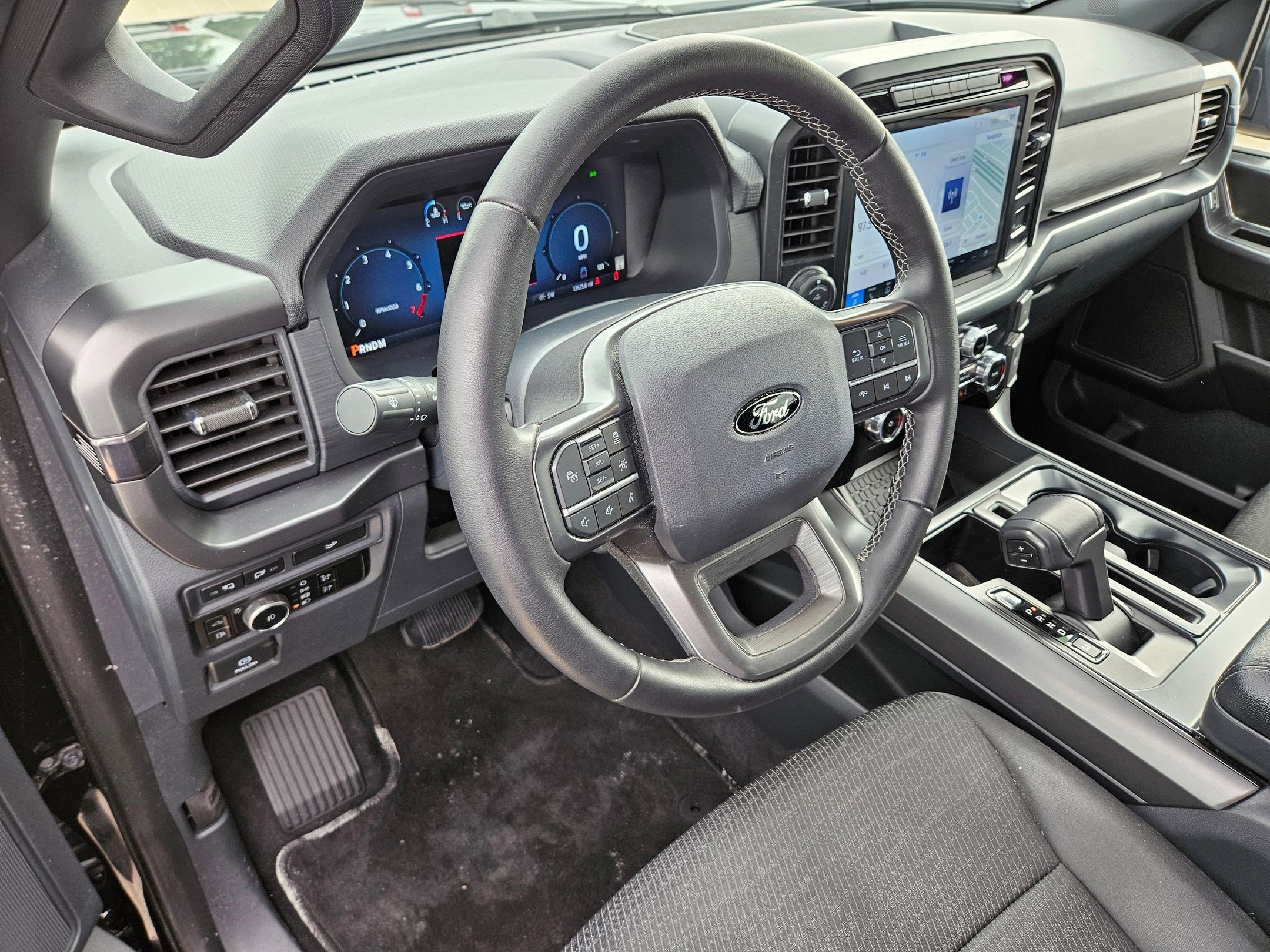 Used 2024 Blue Ford XLT image 13