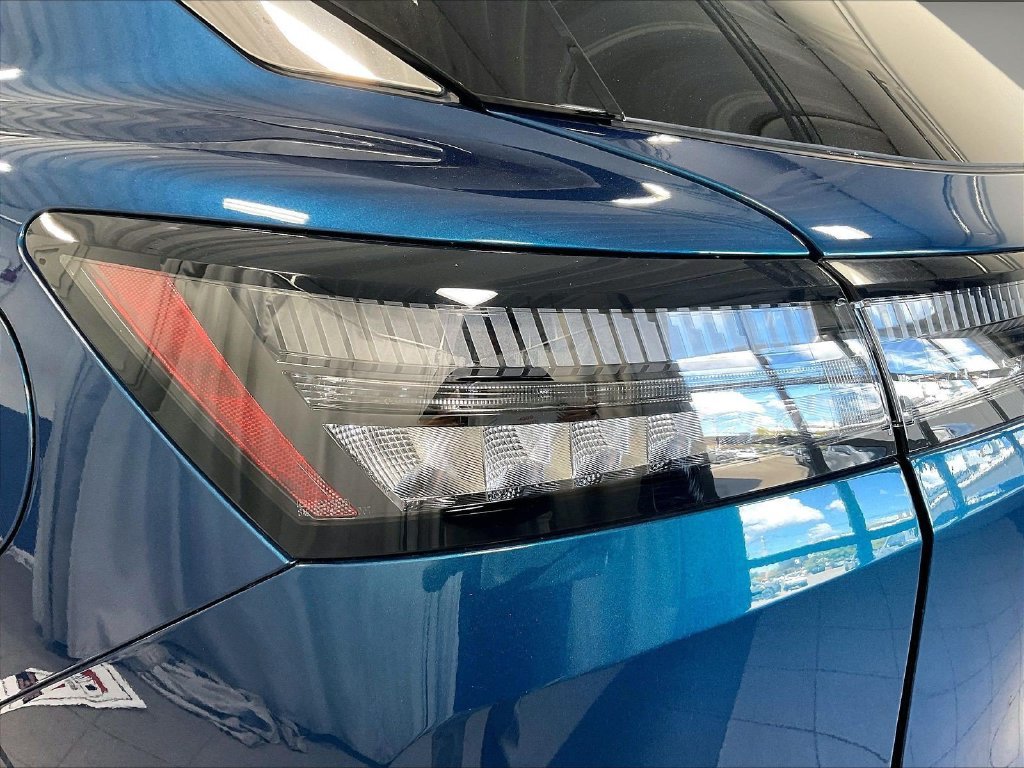 Used 2026 Blue Nissan Platinum image 35