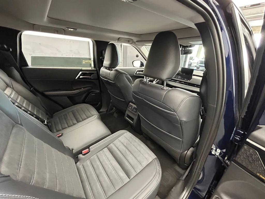 2026 Mitsubishi Outlander SE - Photo 50