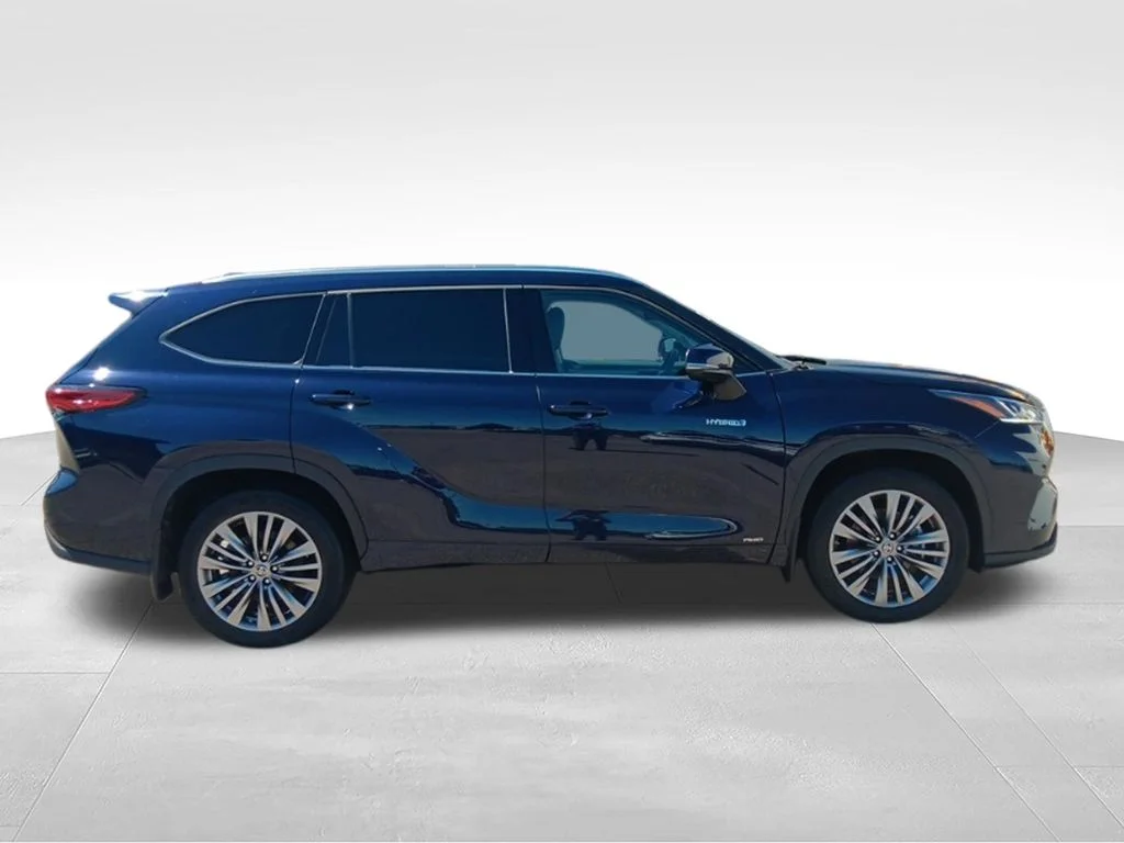 Used 2020 Blueprint Toyota Platinum image 8