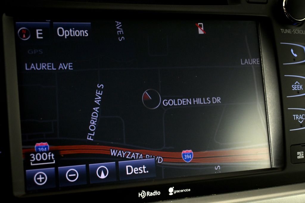 Used 2015 Attitude Black Metallic Toyota XLE V6 image 30