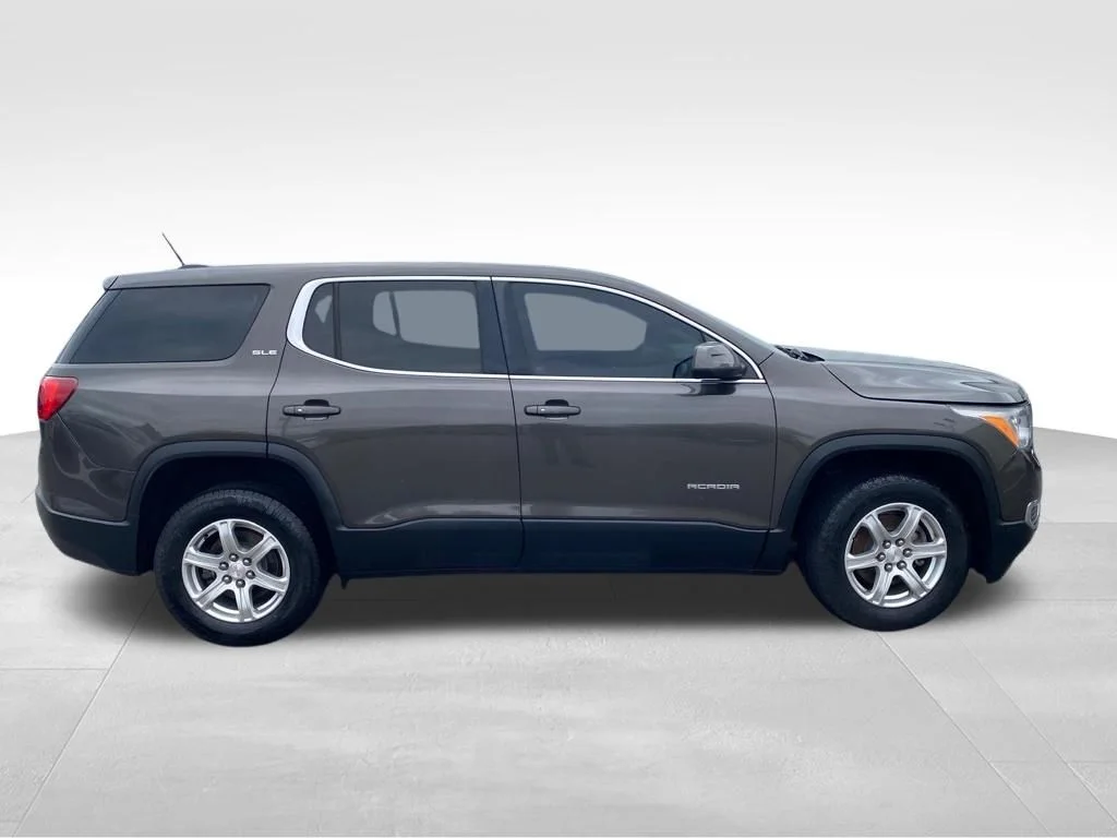 Used 2019 Gray GMC SLE-1 image 10