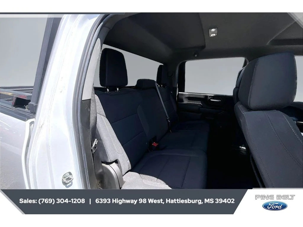 Used 2020 Summit White Chevrolet LT image 21