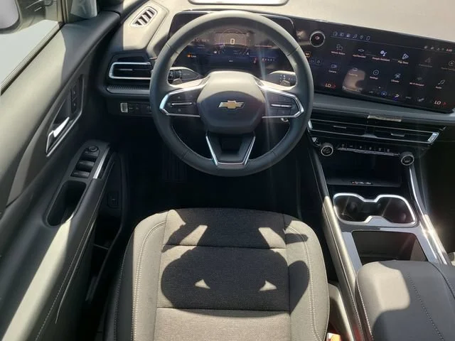 New 2026 Summit White Chevrolet LT image 15