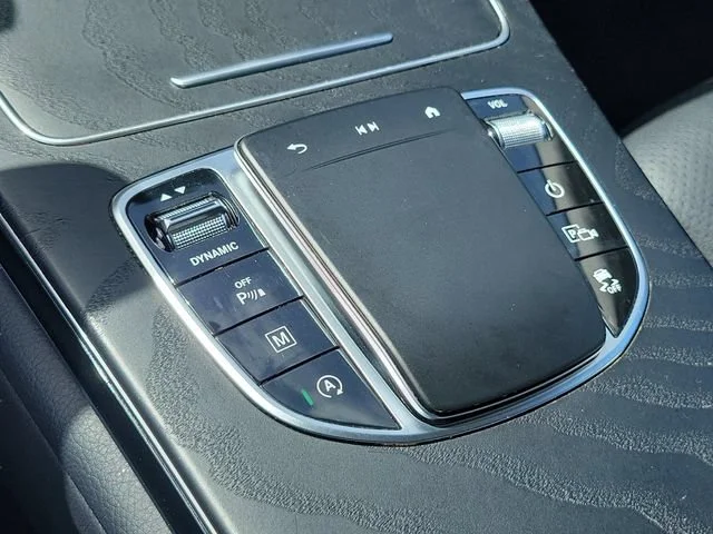 Used 2022 Gray Mercedes-Benz GLC 300 image 30