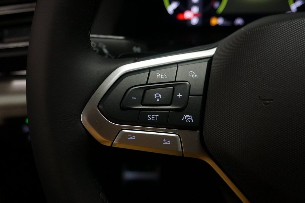 2026 Volkswagen Atlas Cross Sport SEL Premium R-LINE - Photo 22