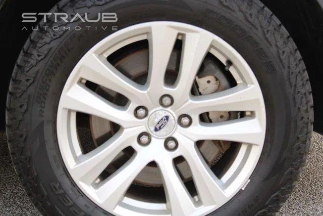 Used 2018 Ruby Red Metallic Tinted Clearcoat Ford XLT image 16