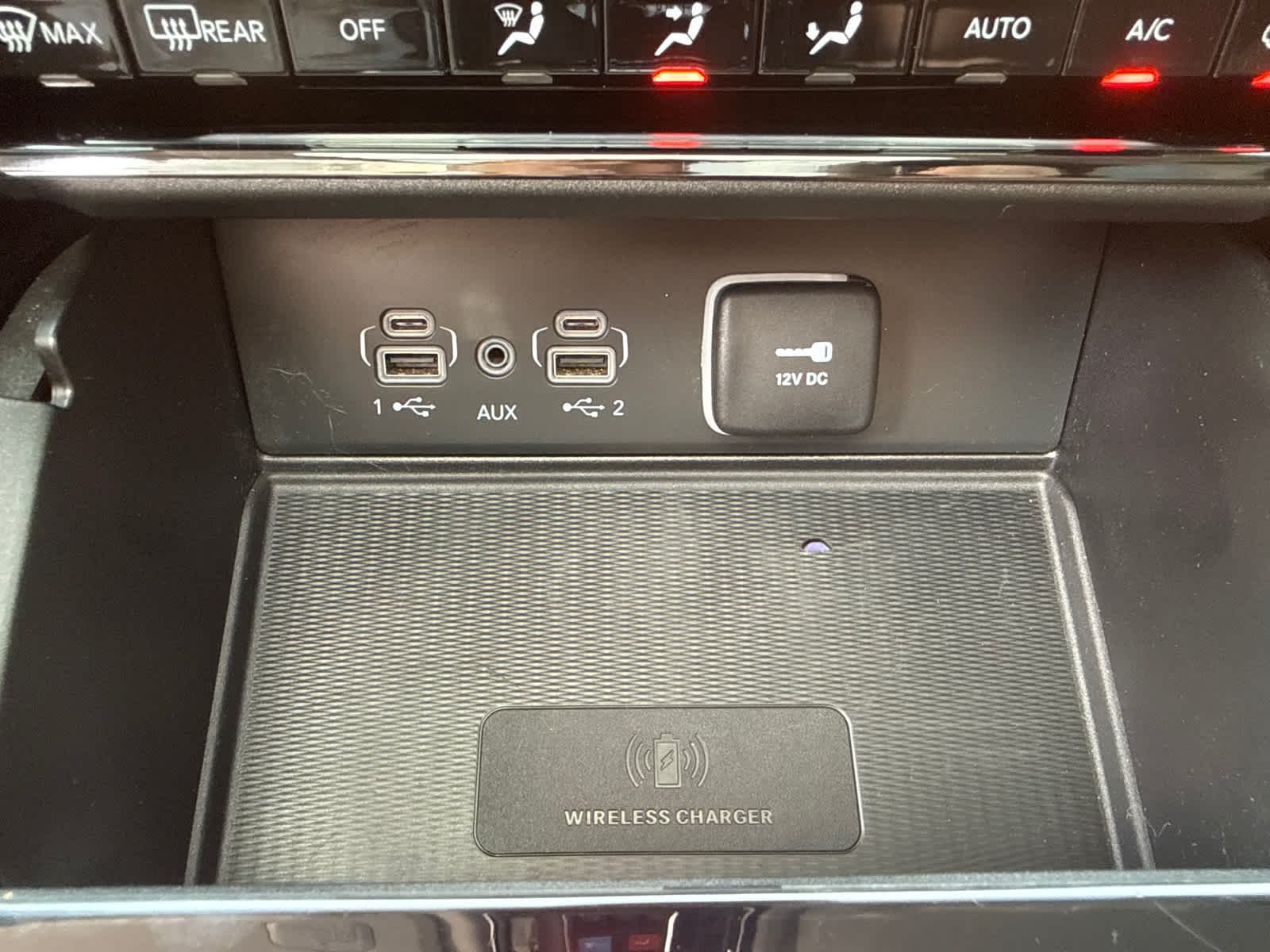 Used 2023 Velvet Red Pearlcoat Jeep Limited image 22