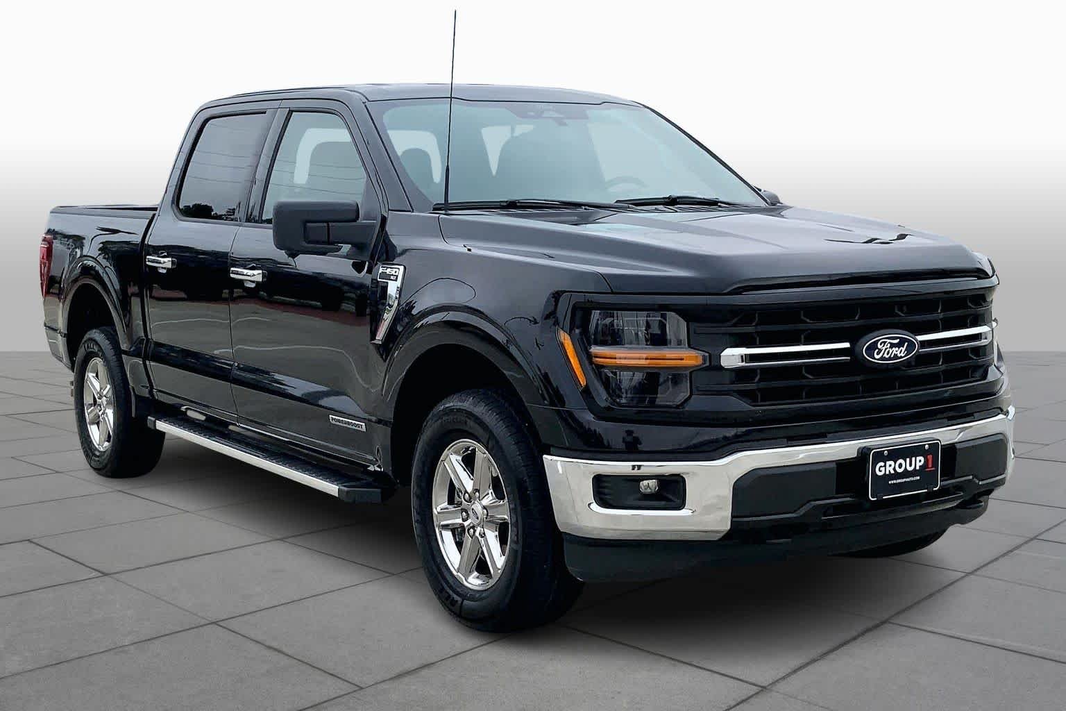 Used 2024 Agate Black Metallic Ford XLT image 4