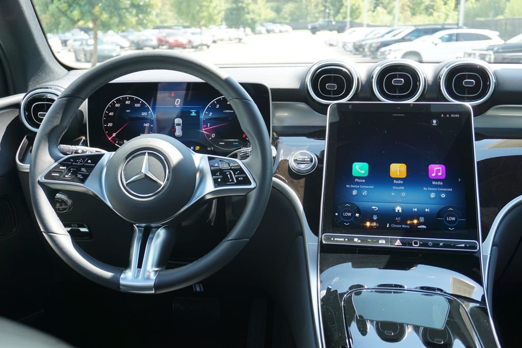 2025 Mercedes-Benz GLC Base - Photo 29