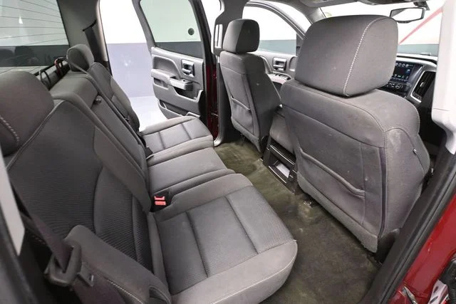 Used 2016 Red Chevrolet LT image 37