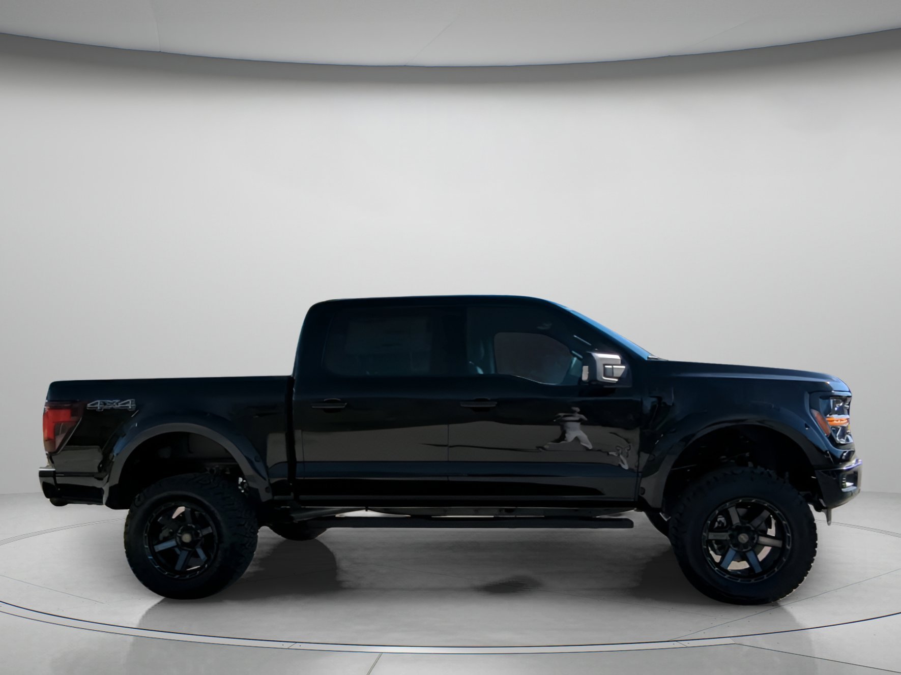 New 2026 Agate Black Metallic Ford XLT image 29