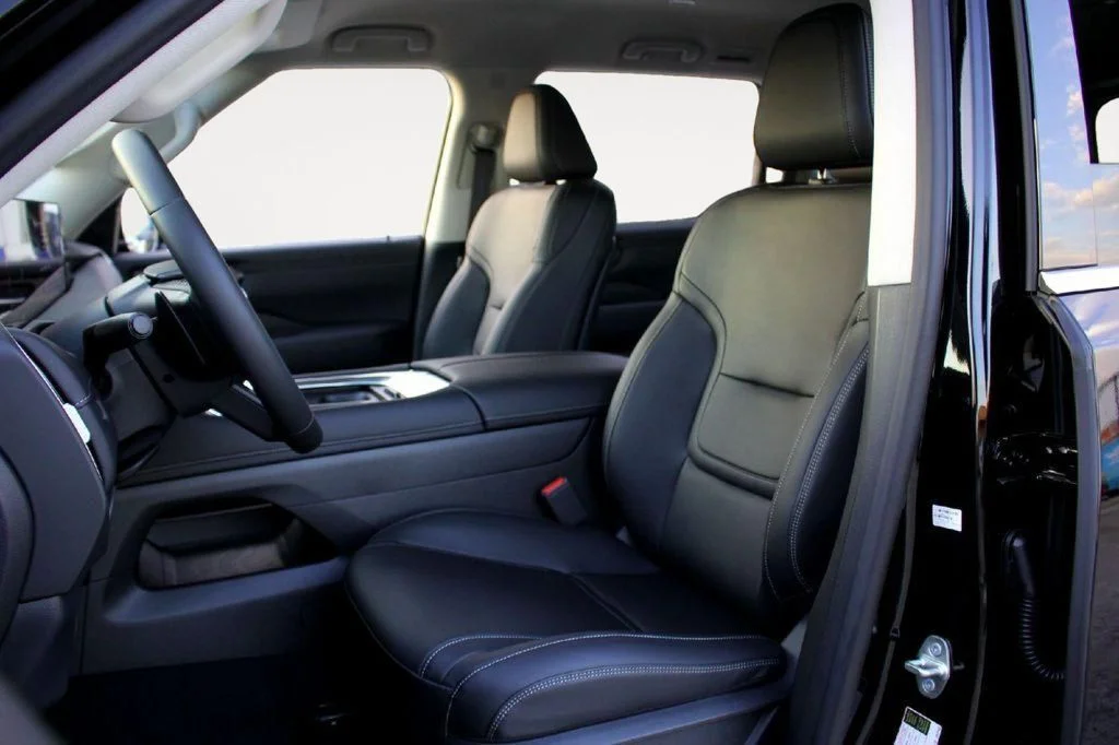 New 2026 Black Nissan SV image 8