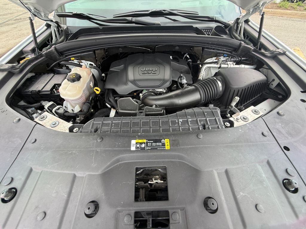 Used 2022 White Jeep Summit image 20