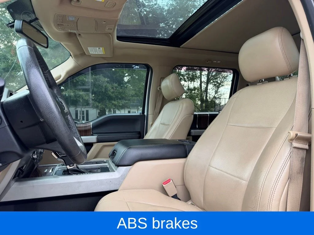 Used 2015 White Ford Lariat image 25