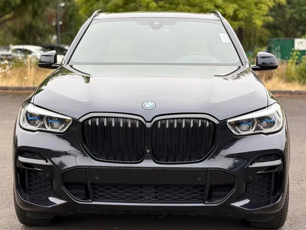Used 2023 Black BMW xDrive45e image 8